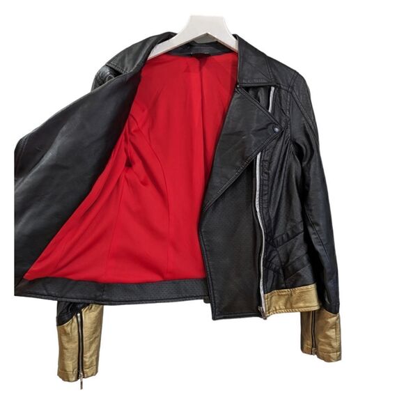 Her Universe Black Widow Women's Moto Jacket Size S-M Gold Cuff - Picture 5 of 8